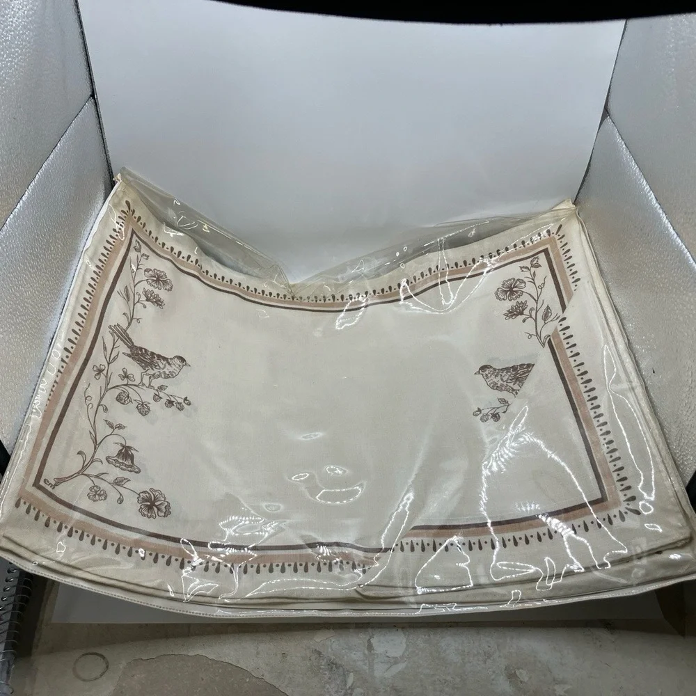 Linum Home Textiles Placemat Beige Floral Bird Design Sustainable Cotton